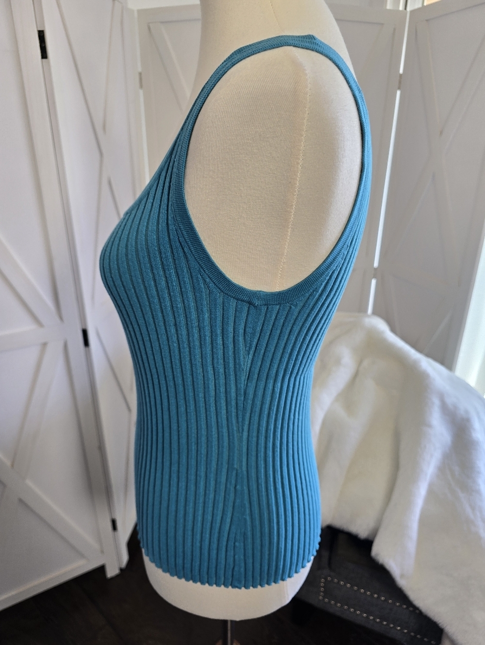 Cable & Gauge Teal/Turquoise Ribbed Tank Top - Picture 5 of 7